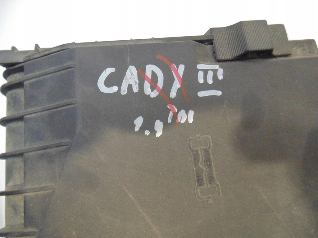 фото №8, Коробка запобіжників модуль caddy iii