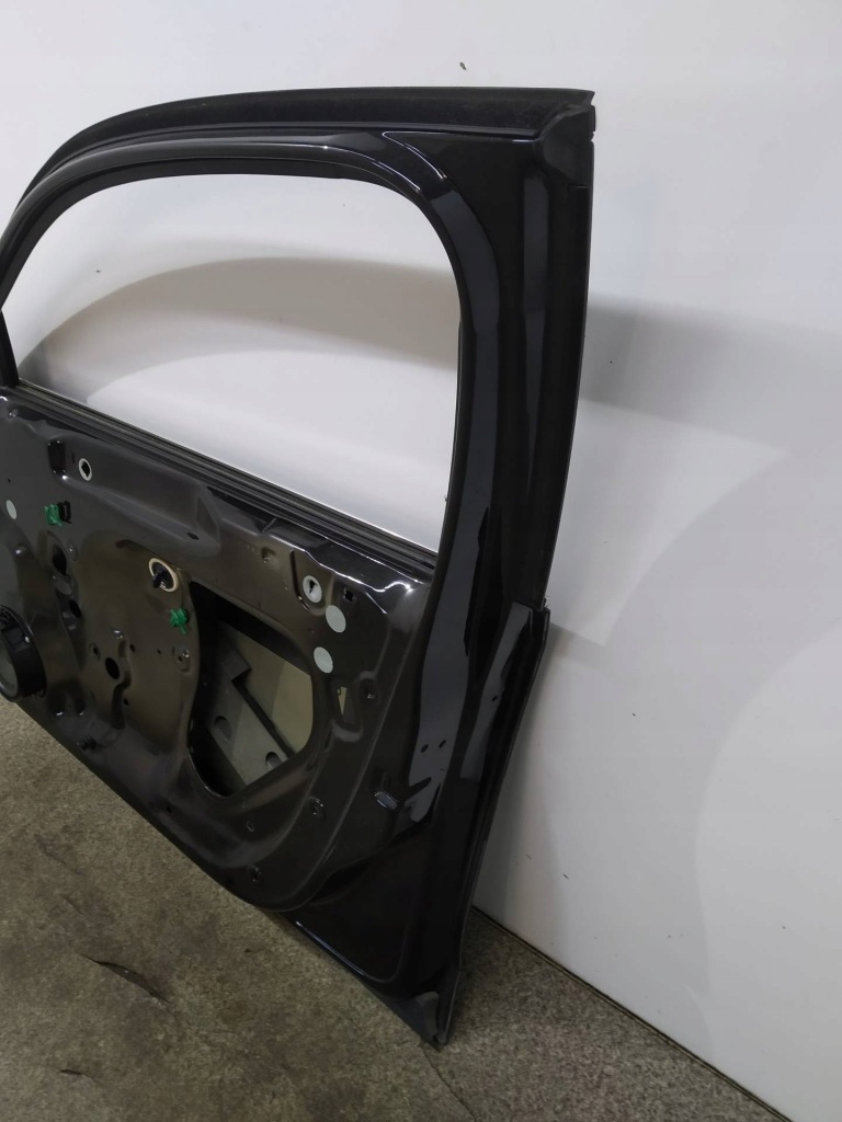 Дверь правое перед чёрные америка vw volkswagen passat viii 2014- b8 Киев