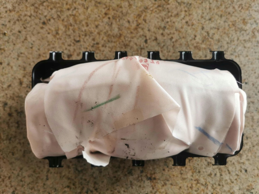 фото №1, Подушка воздушная подушка безопасности пассажира jeep cherokee kl v 0589p1000470