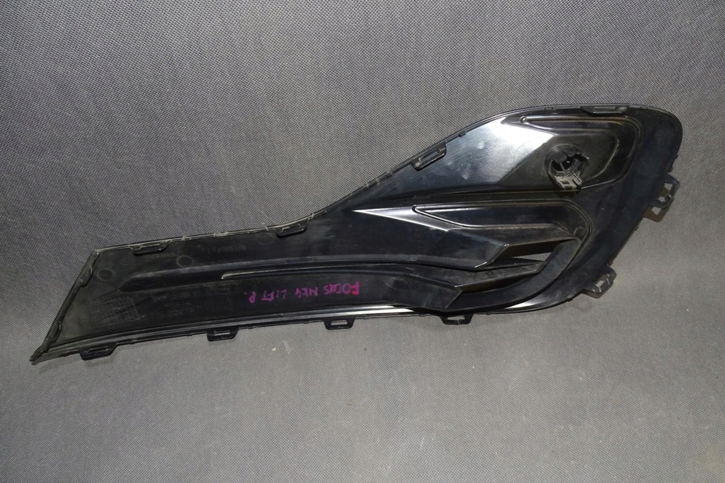 фото №10, Ford focus mk4 lift решётка бампера правая перед