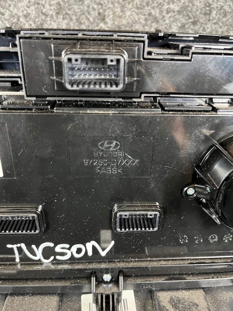 фото №9, Hyundai tucson ii панель обдув кондиционера 97250d7000