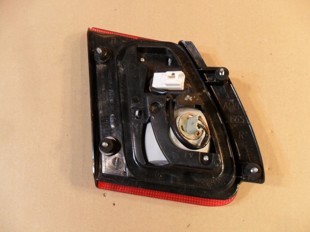 фото №11, Лампа правая задняя задняя nissan almera n16 lift 05r