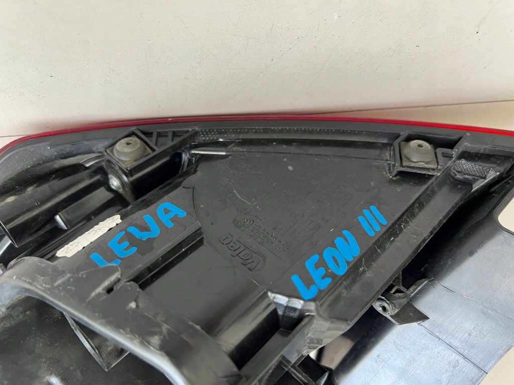 фото №9, Seat leon iii лампа led левая задняя 5f0945207c