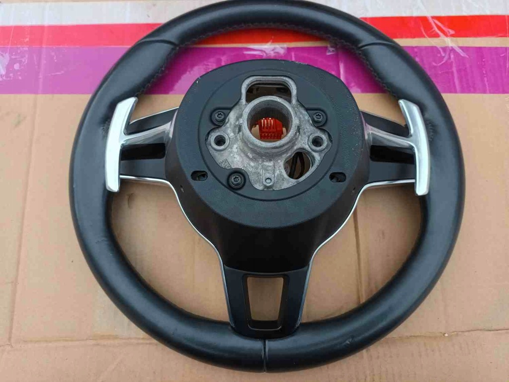 фото №6, Porsche macan 95b 2017r воздуховод кожа лепестки переключения