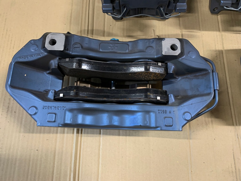 фото №7, Супорти гальмівні гальмівні колодки maserati trofeo