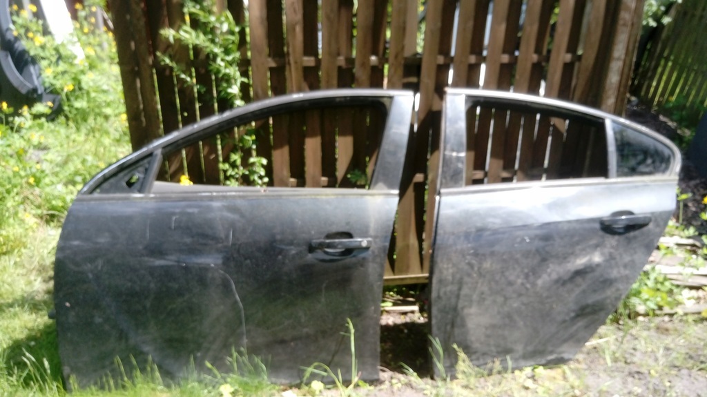 фото №1, Opel insignia a hb двері ліва чорні