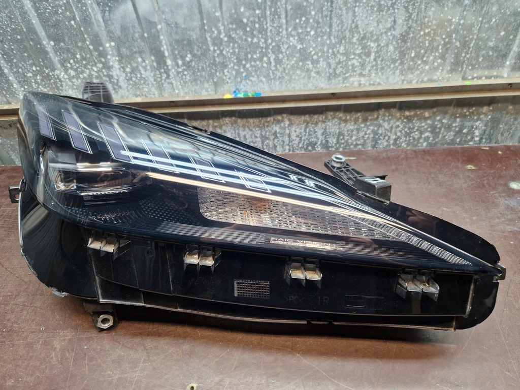 фото №1, Лампа права права full led mg 4