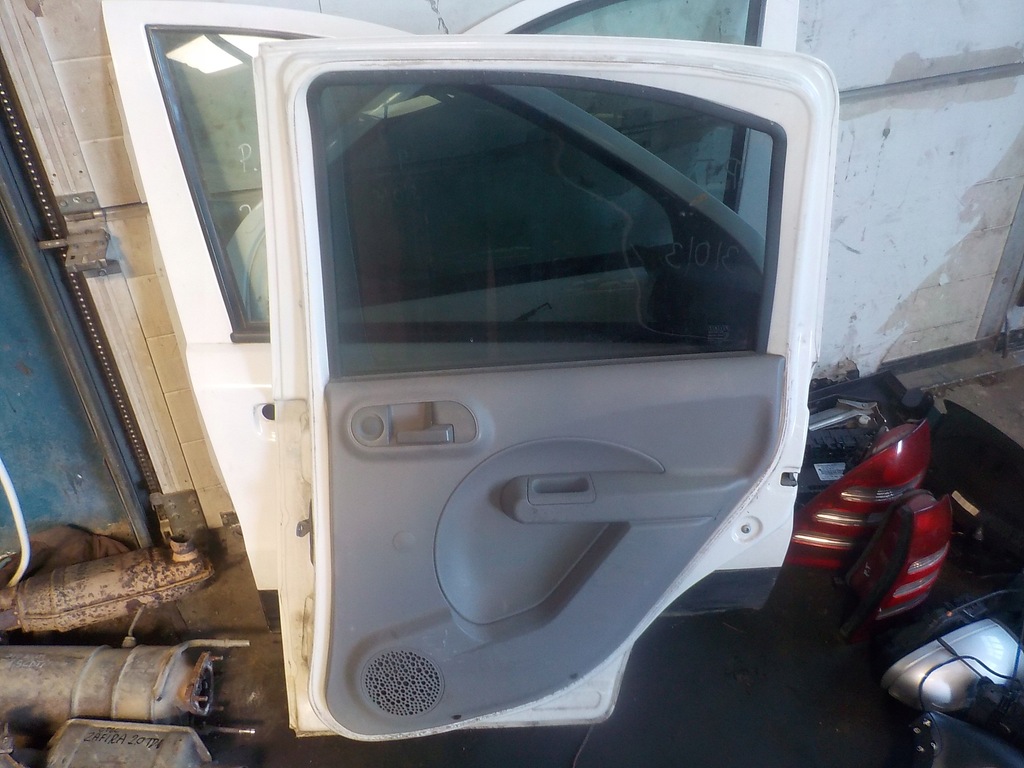 фото №6, Fiat panda van ii двері правий задня do фарбування!!!