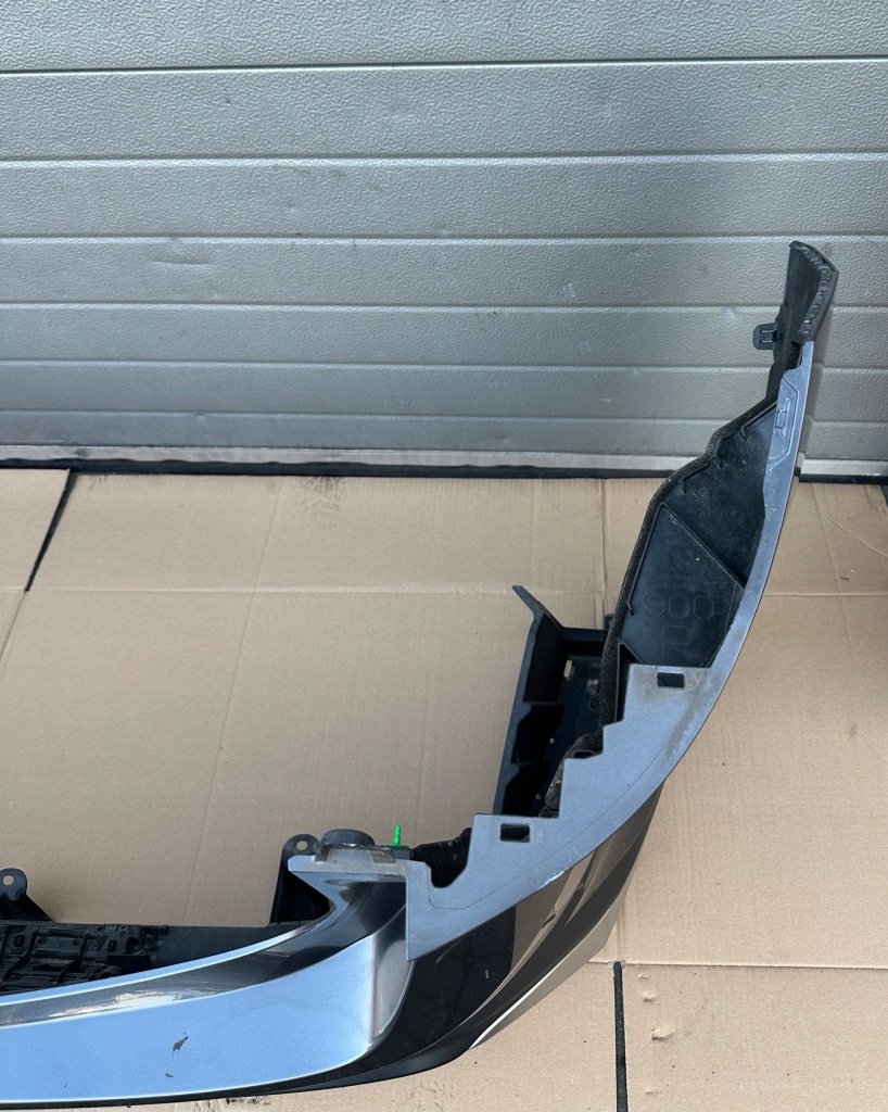 Lexus rx v f-sport 2022+ бампер задній комплектний  задній 4x pdc 1l1 Зі Шроту