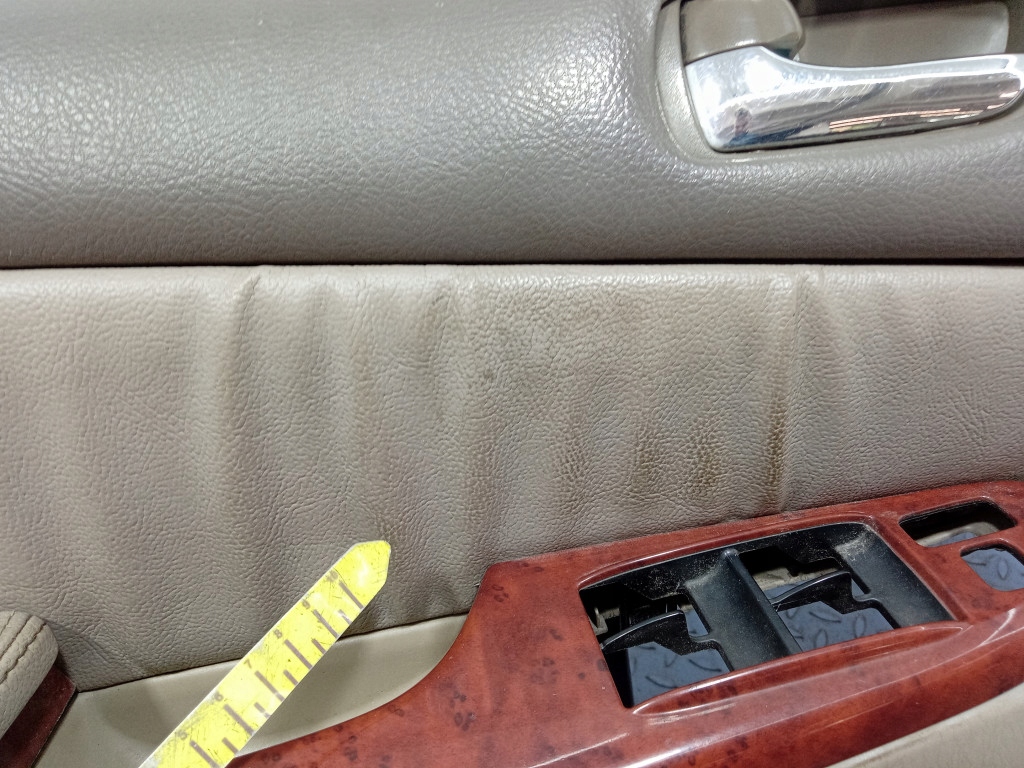 фото №5, Toyota sienna ii xl20 03- оббивка двері перед ліва обшивка