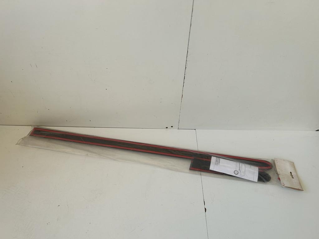 фото №1, Hyundai i20 08- накладки боковой дверь