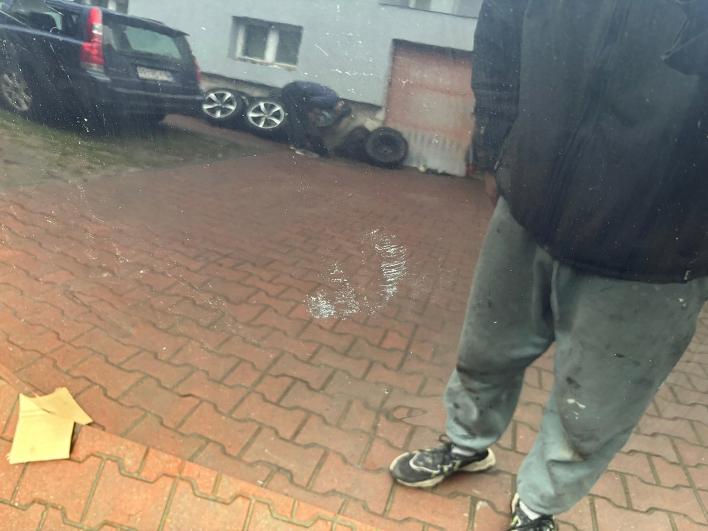 фото №6, Капот крышка двигателя audi a4 b9