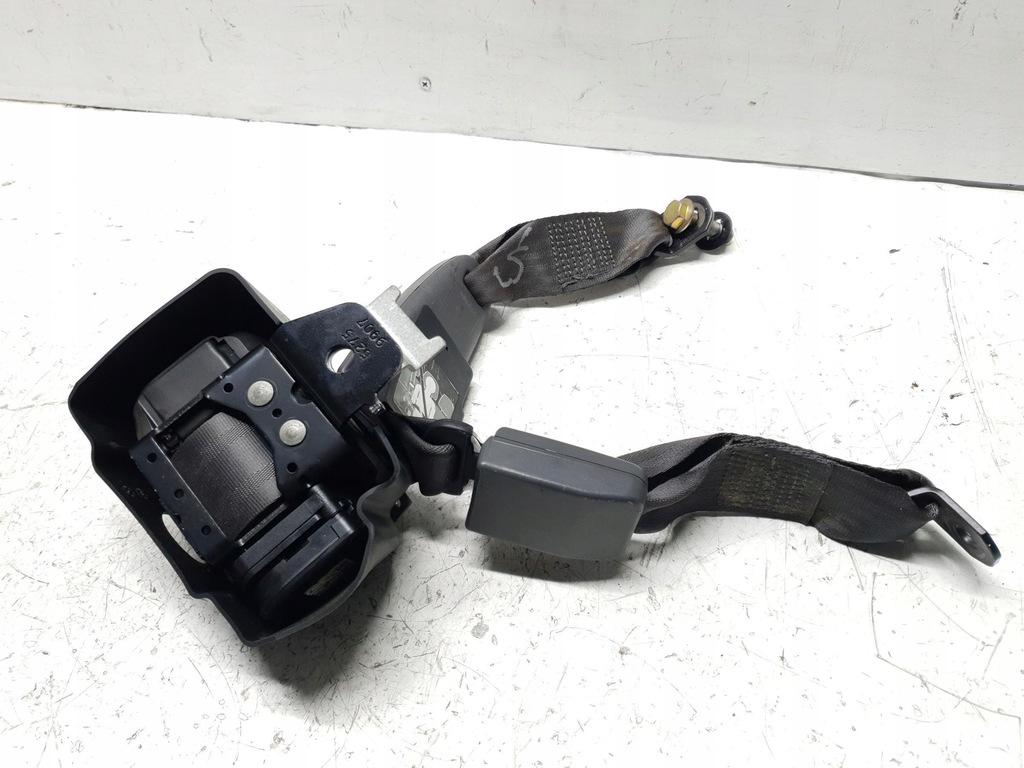 фото №4, Pas безпеки середина задня space star