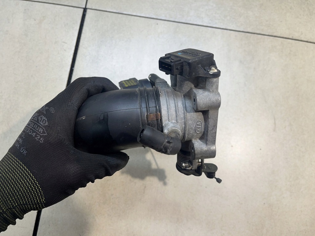 фото №9, Дросельна заслінка kia carens ii 1.6 16v 0280140571