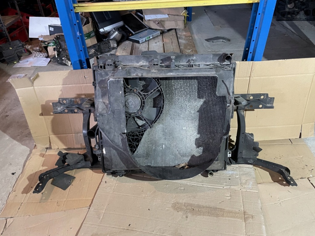 фото №1, Pas передний радиатор nissan navara 2.5 dci