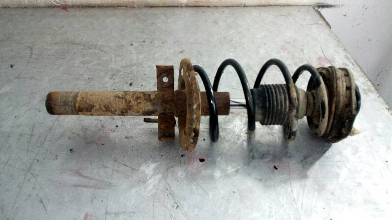 фото №1, Амортизационная стойка renault megane 1.5 dci