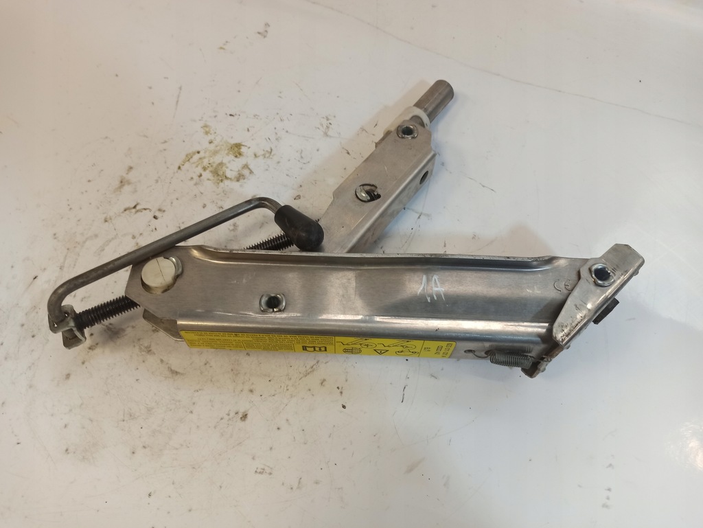 фото №6, Audi a-2 1.4 tdi оригінальний підйомник автомобільний 8z0011031a