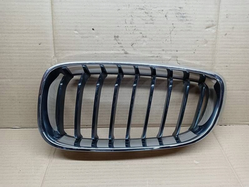 фото №1, Bmw 3 gt f34 13-16 przed lift левый решётка радиатора впуск воздуха решётка радиатора хром капот
