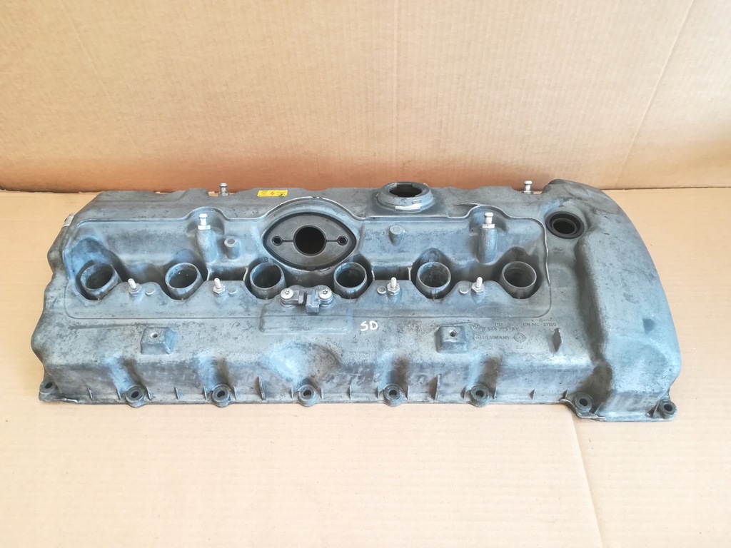 фото №1, Bmw n52b30 крышка клапанов 7548275