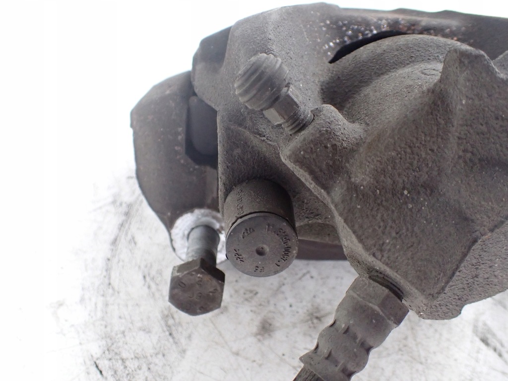 фото №8, Суппорт левый перед dacia duster ii