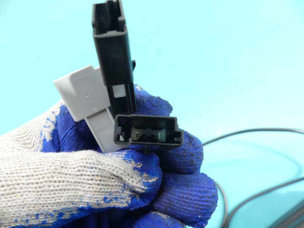 фото №12, Защёлки клипсы ремней задняя kpl chevrolet malibu iv