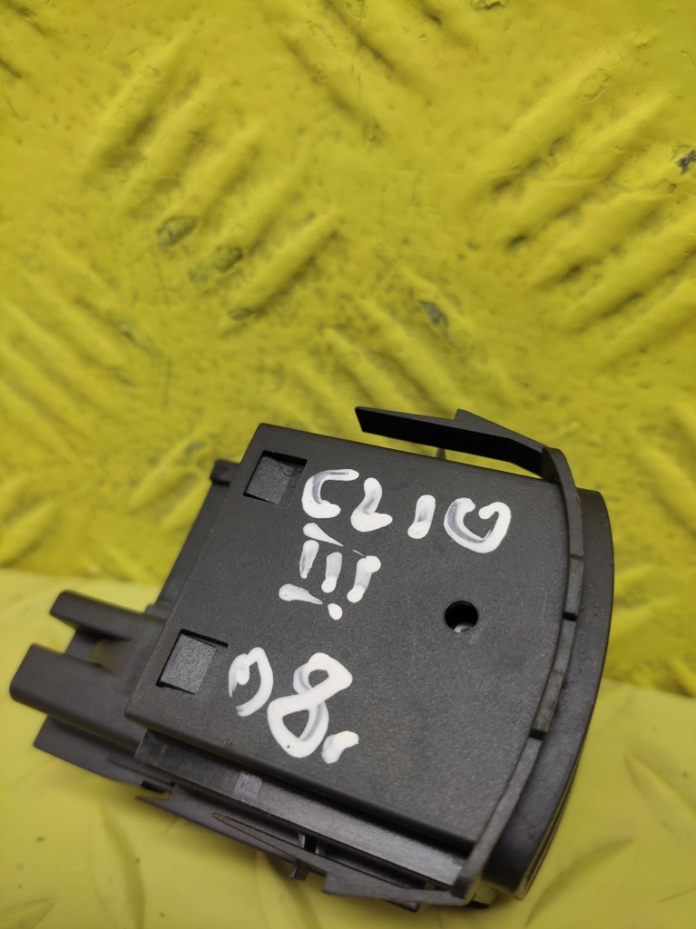 фото №9, Renault clio iii переключатель высоты света 8200095495c