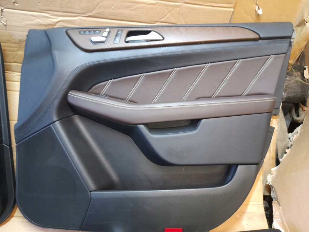 фото №2, Оббивка обшивка двері kpl mercedes gle w166