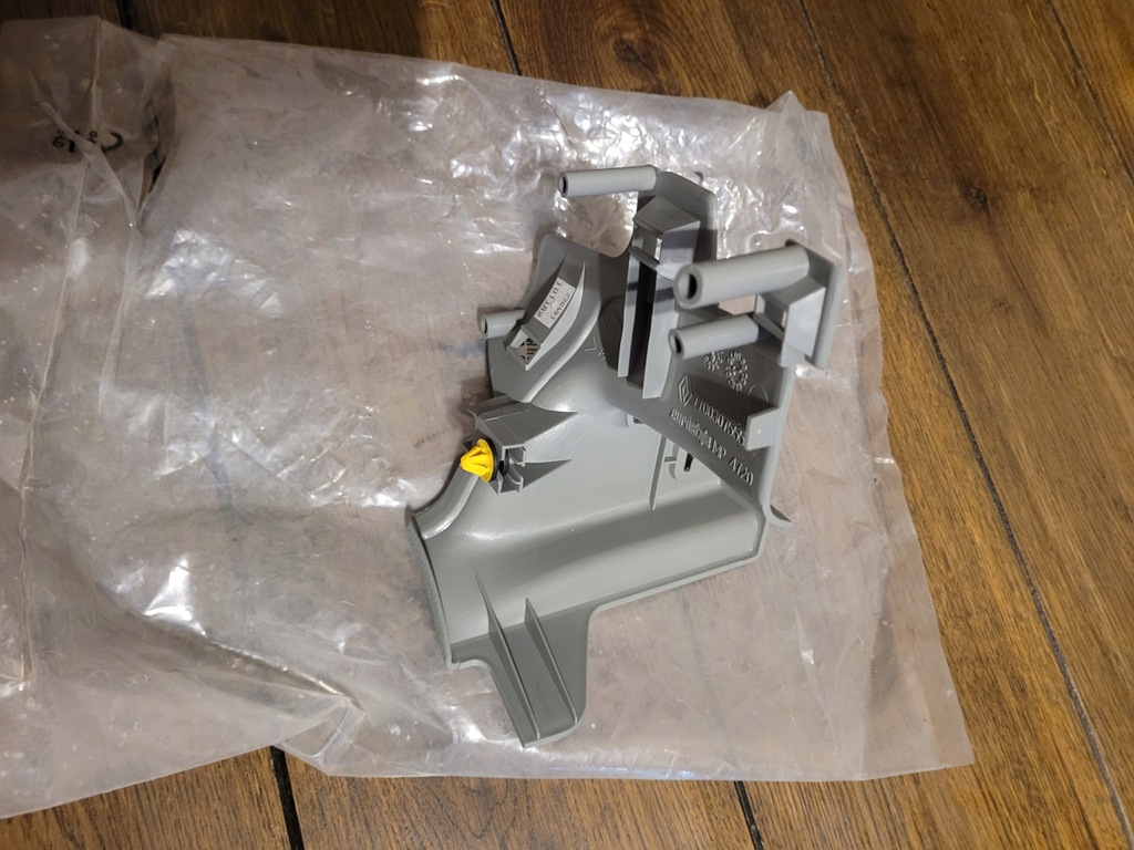 фото №8, Кутик внутрішній багажника правий renault kangoo 97-07 7700307555