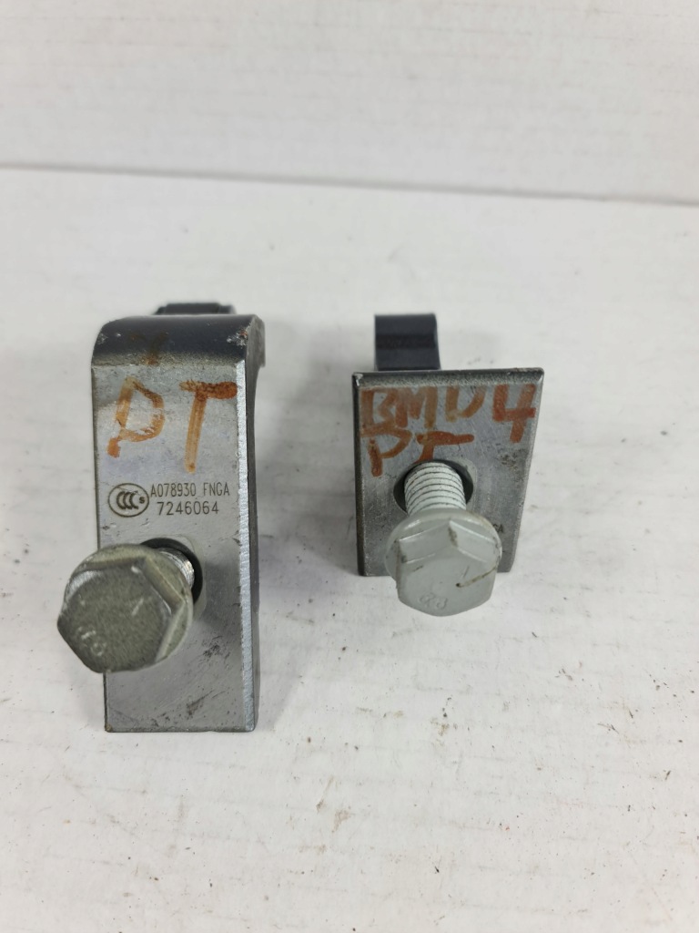 фото №1, Bmw 4 f36 петля дверь правый задняя góra dół 7246064