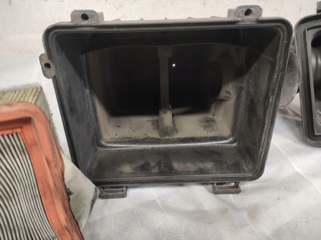 фото №13, Citroen berlingo i 04r корпус фильтра воздуха