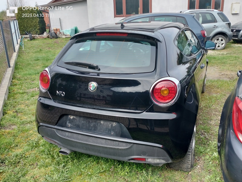 фото №1, Alfa romeo mito кришка багажника задня скло чорний 08-