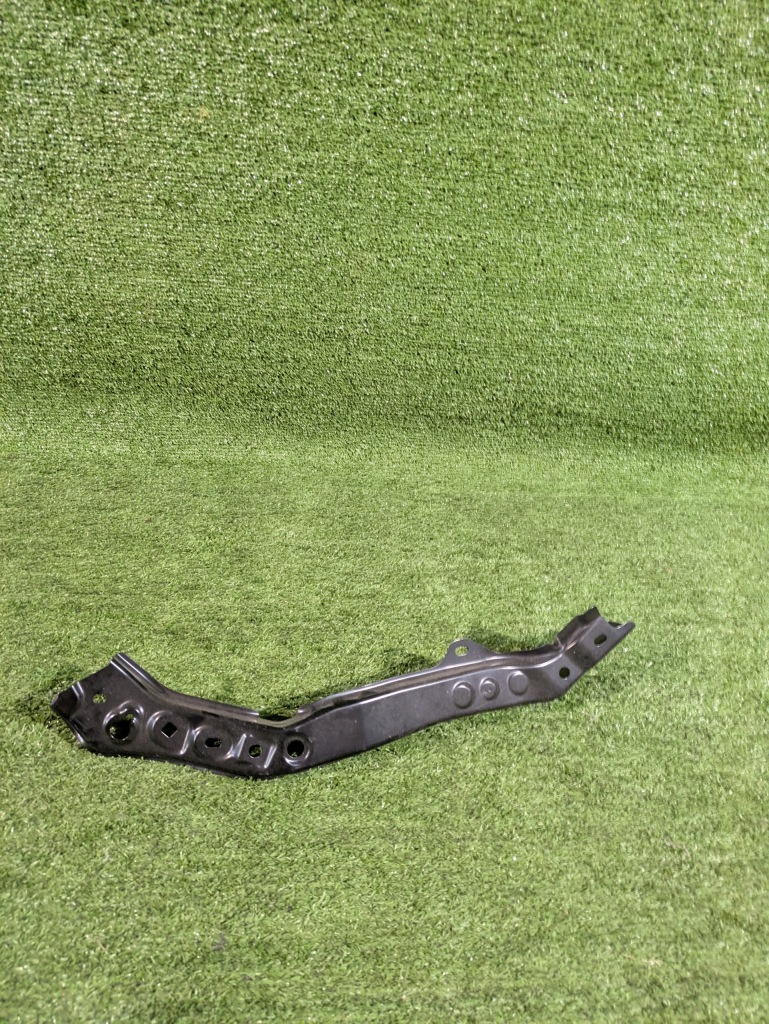 Купить Wąs левый панель фары поперечина toyota corolla e21 nr.015