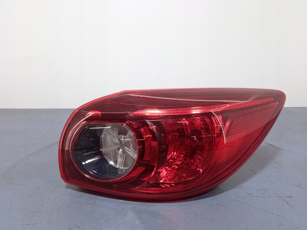 фото №1, Mazda 3 bm hb лампа задня права b45c-51150