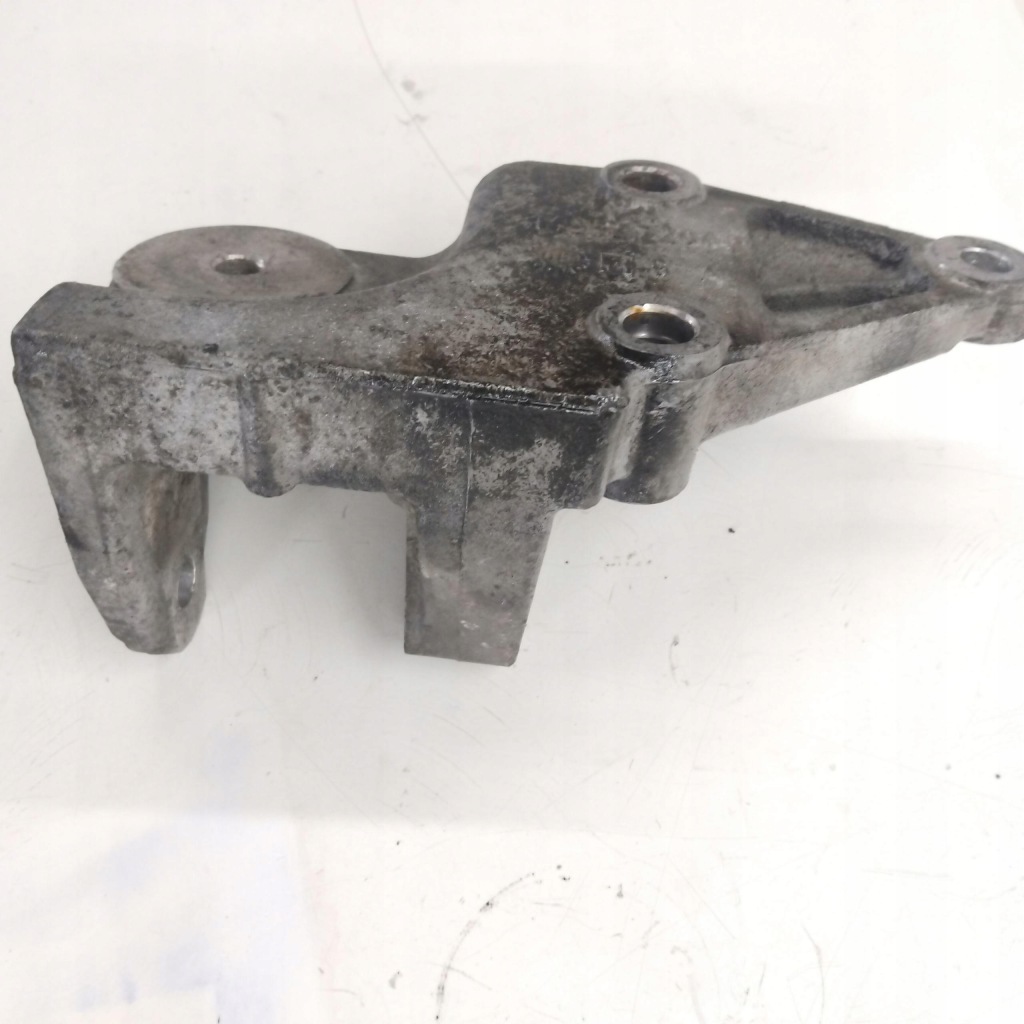 Scudo jumpy expert 1 рестайлинг  1.9 d 95-06 кронштейн кронштейн двигателя генератора Недорого