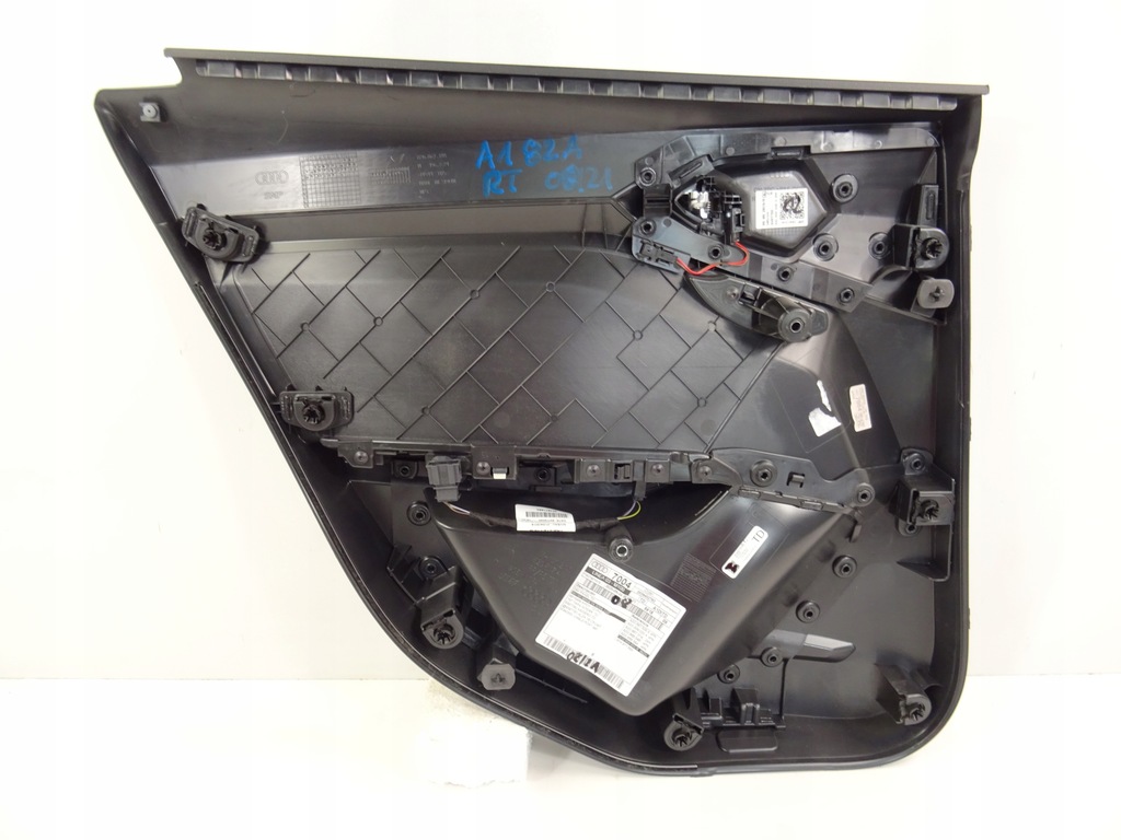 фото №9, Audi a1 ii 82a обшивка двері праве задня 826867378