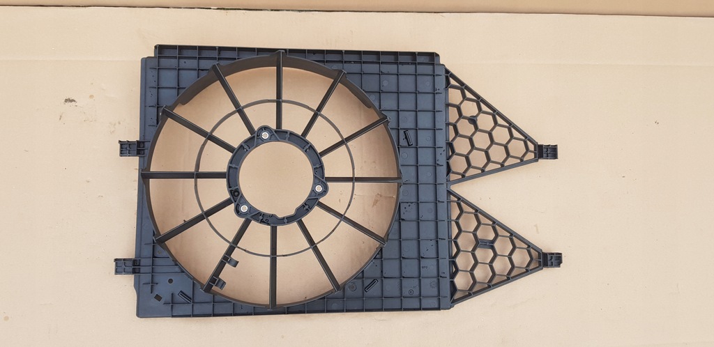 фото №1, Vw polo 6r0 корпус вентилятора