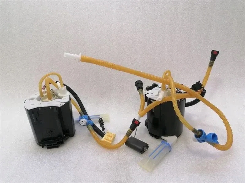 Купити Mclaren 600lt spider fuel насос electric 11k0027cp