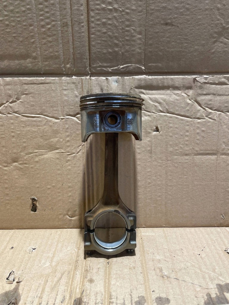 Купить Ford fiesta поршень