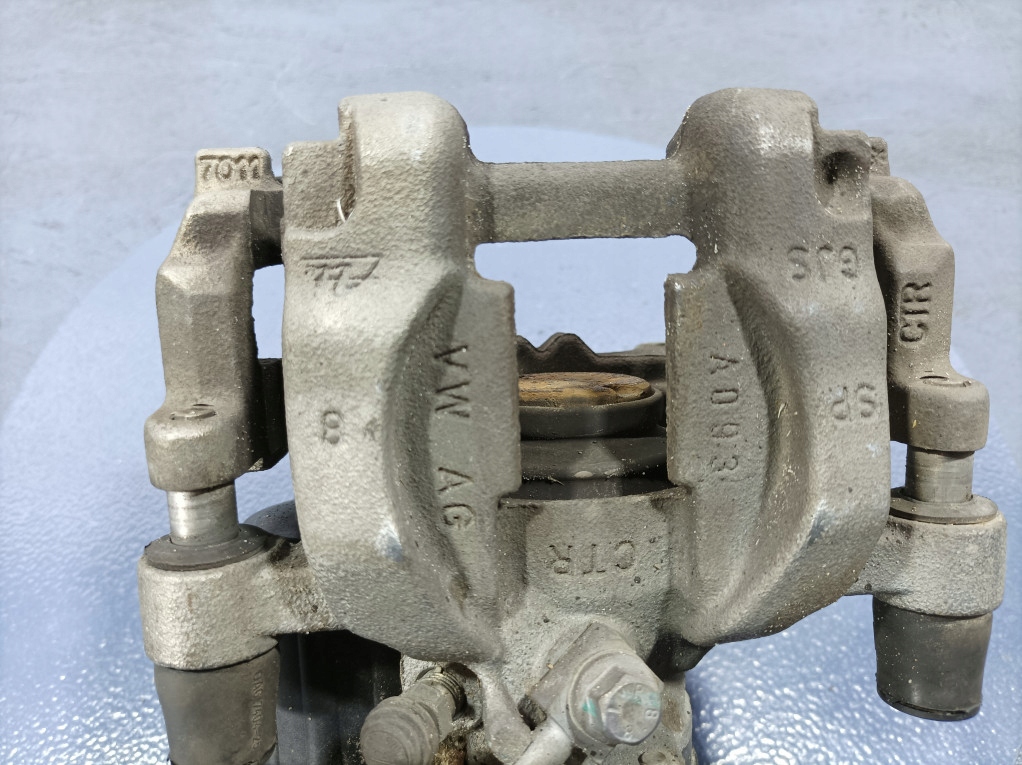 фото №5, Skoda kodiaq 16- суппорт скоба задняя левый электрический 3q0615405r