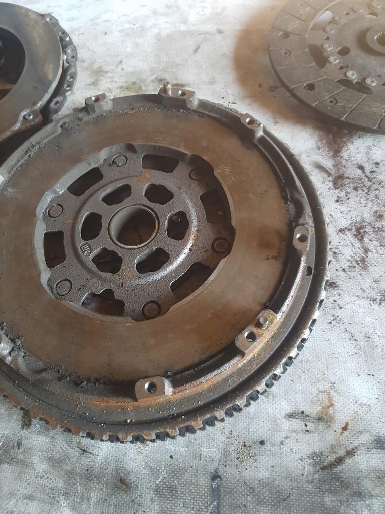 фото №8, Сцепление 1.2tce renault scenic iii 302059210r