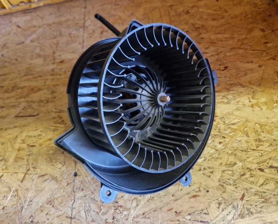 фото №1, Opel zafira b вентилятор воздуходувка d9376006