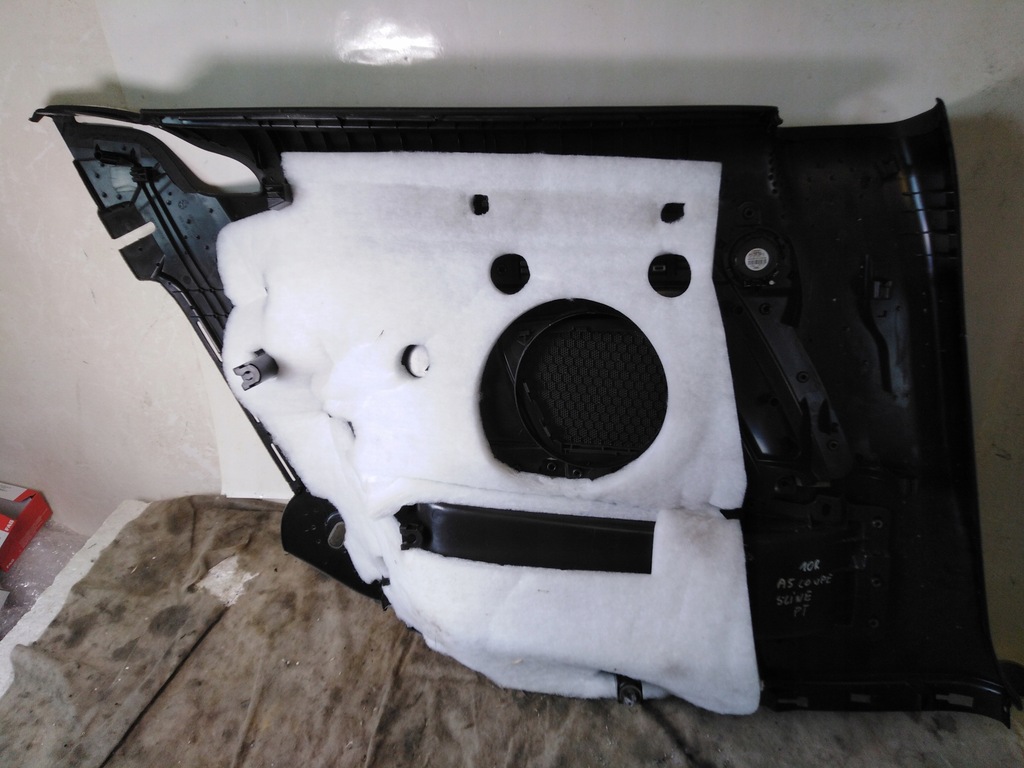 фото №7, Audi a5 coupe оббивка обшивка правий задня 09r s-line