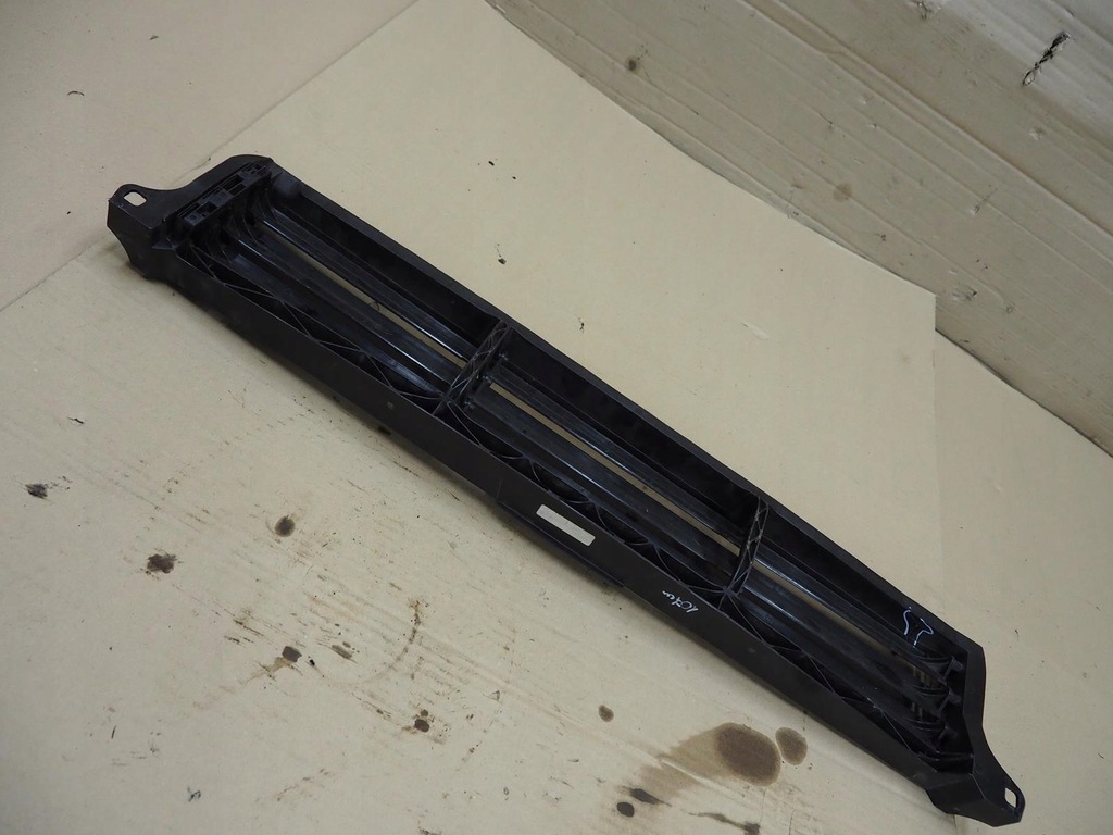 фото №9, Audi etron e-tron впуск повітря жалюзі 4ke121223