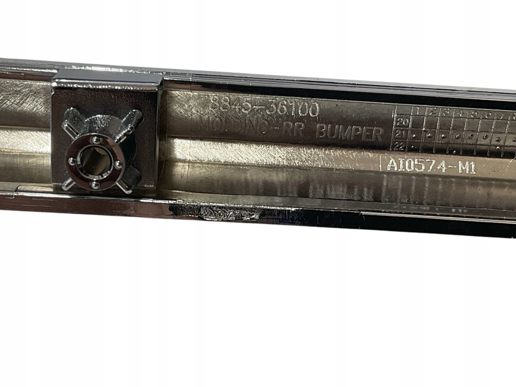 Хром, накладка бампера задній ssangyong rexton ii права, ліва, середня 305 в Україні