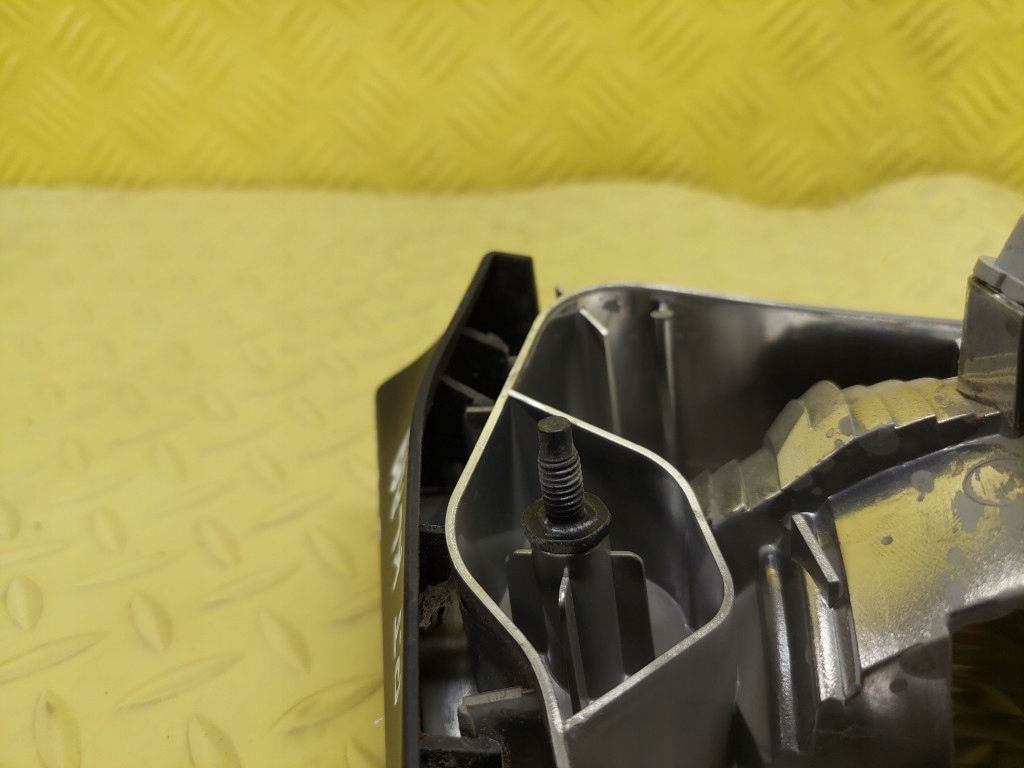 фото №6, Saab 95 lift sedan лампа кришки правий задня