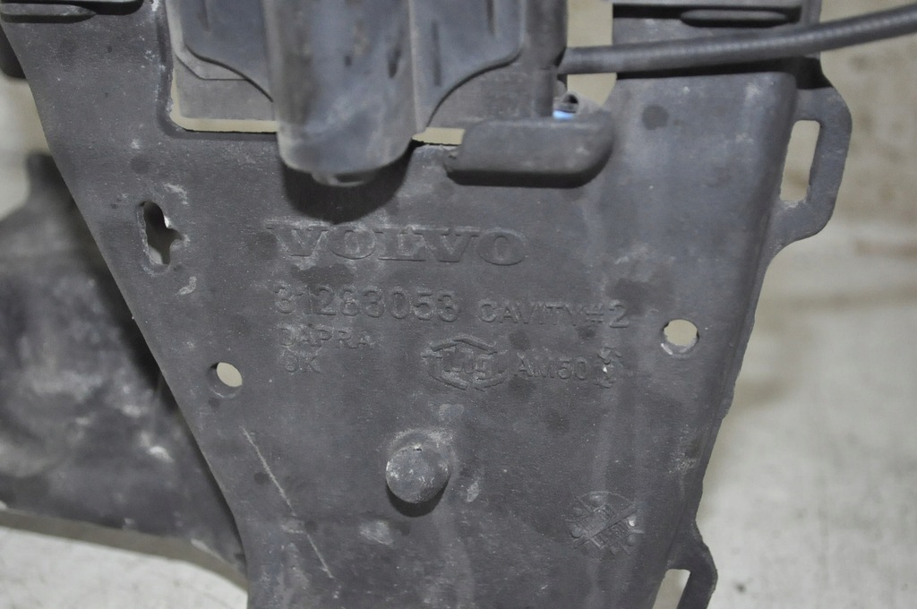 фото №6, Volvo s60 ii pas передний усилитель 31283053