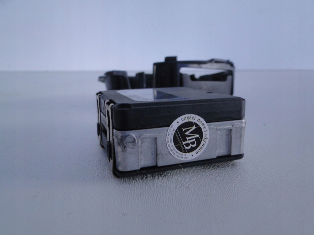 фото №7, Mercedes c klasa 205 w205 радар distronic датчик acc fcw lift