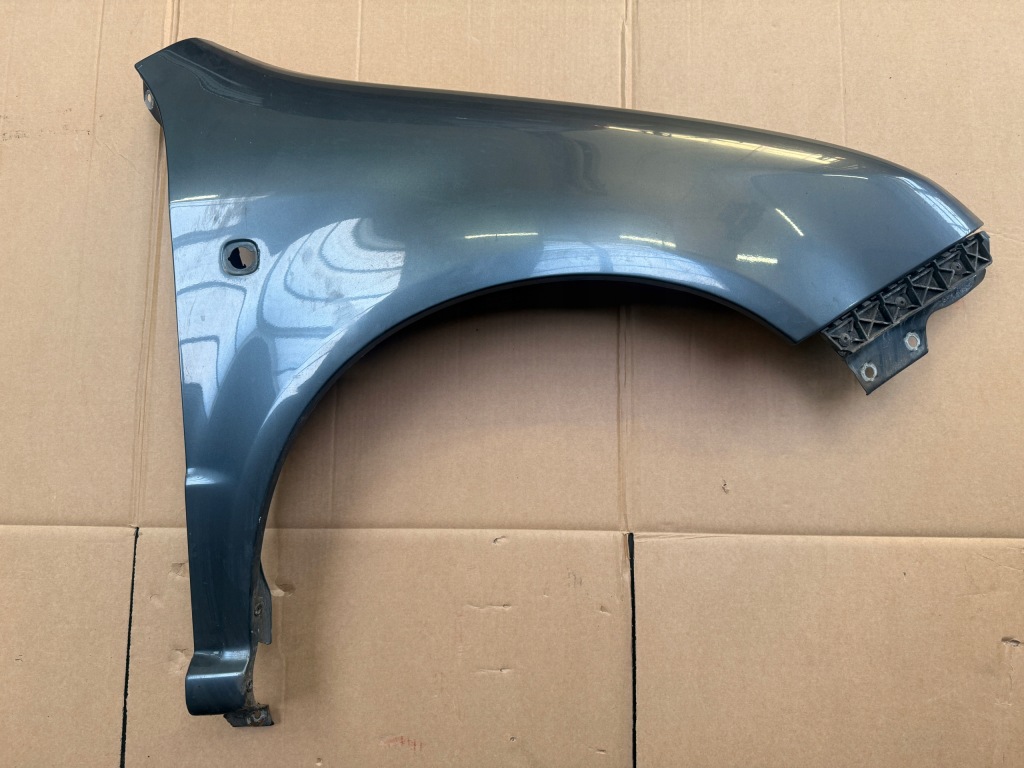 Купить Крыло  правый  перед skoda fabia 1