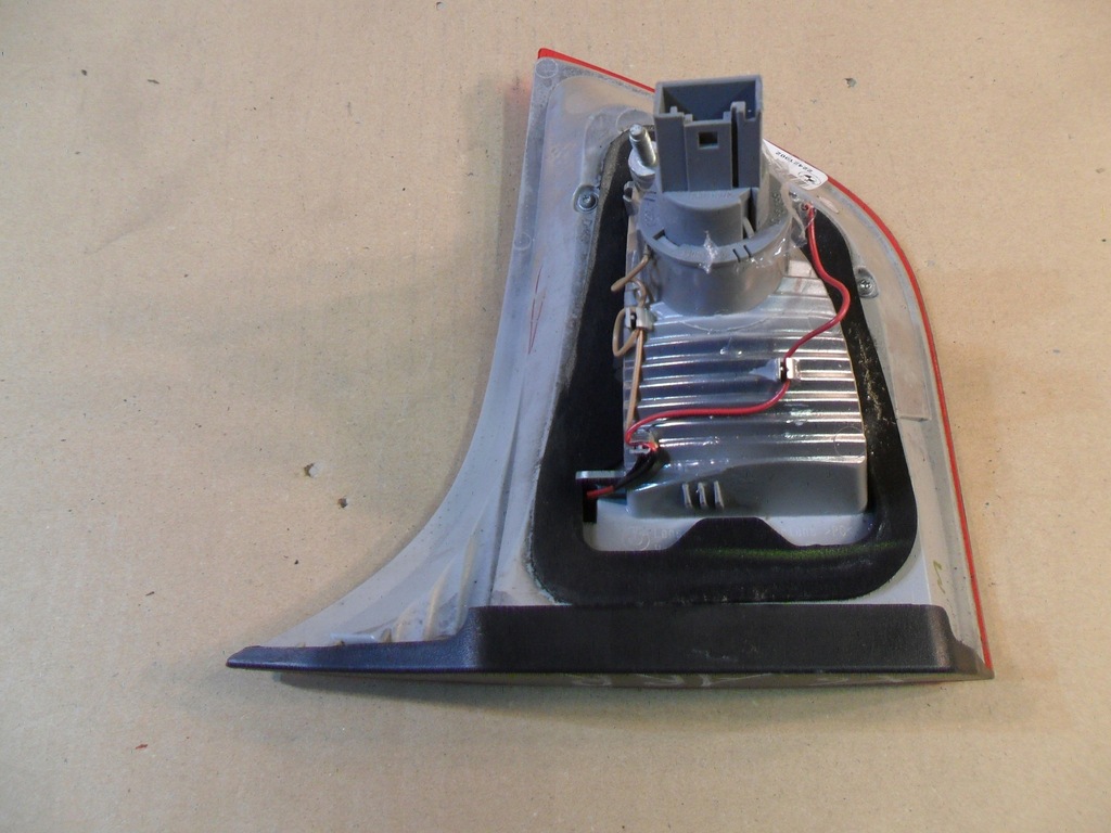 фото №15, Bmw e71 x6 лампа w крышка крышки правая 7179988