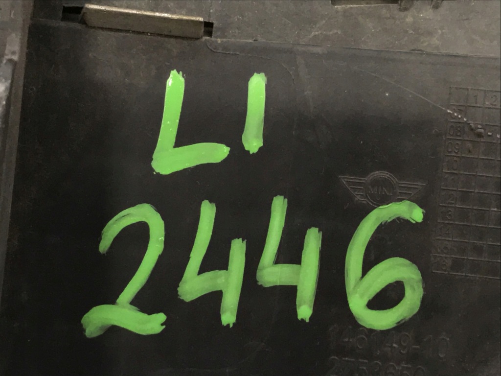 фото №14, Решётка средняя бампера перед mini r55 r56 r57